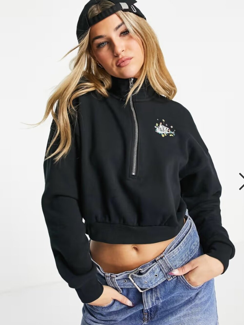 Nike Black Embroidered Detail Cropped Quarter-Zip Top/Sweater - Size Large